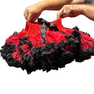 NWT Oopsy Daisy Baby Red Black Lace with Bow Pettiskirt Dance Tutu size 18 Month